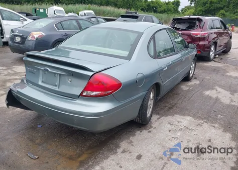 2005 Ford Taurus Se z USA, uszkodzony, nr VIN 1FAFP53U05A292158